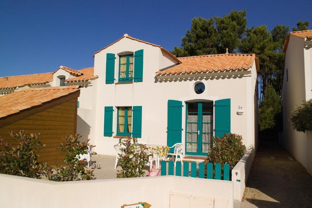 Madame Vacances Le Domaine De Vertmarines Saint-Jean-de-Monts Exterior photo